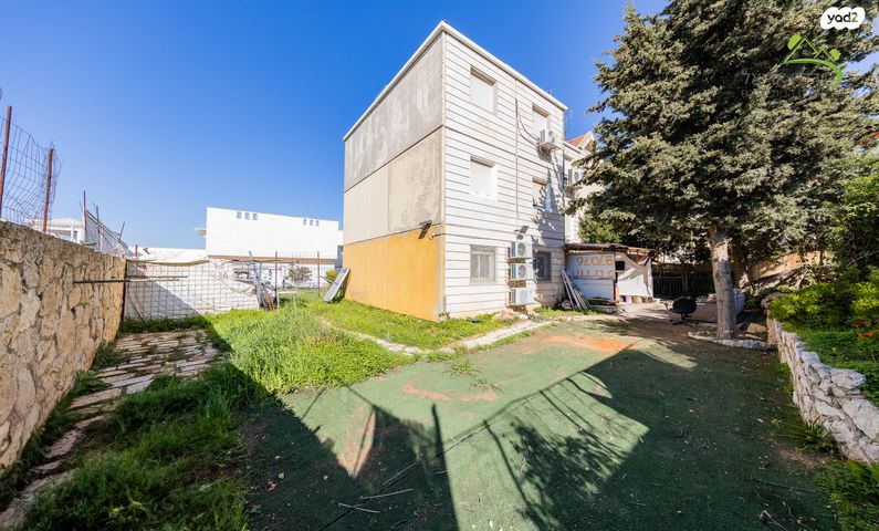 דירת גן, מוריה 18, רובע ה', אריאל