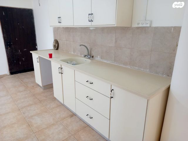 דירה, שדרות אבא חושי 401, עספיא, עספיא