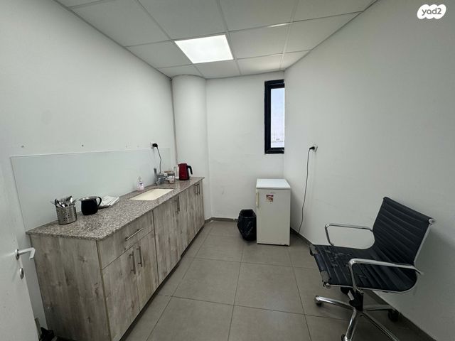 משרדים, רוז'נסקי 4, מב"ת מערב, אזור תעשייה חדש, ראשון לציון