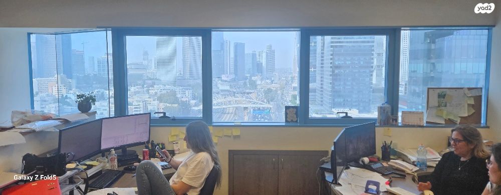 משרדים, יגאל אלון, תל אביב יפו