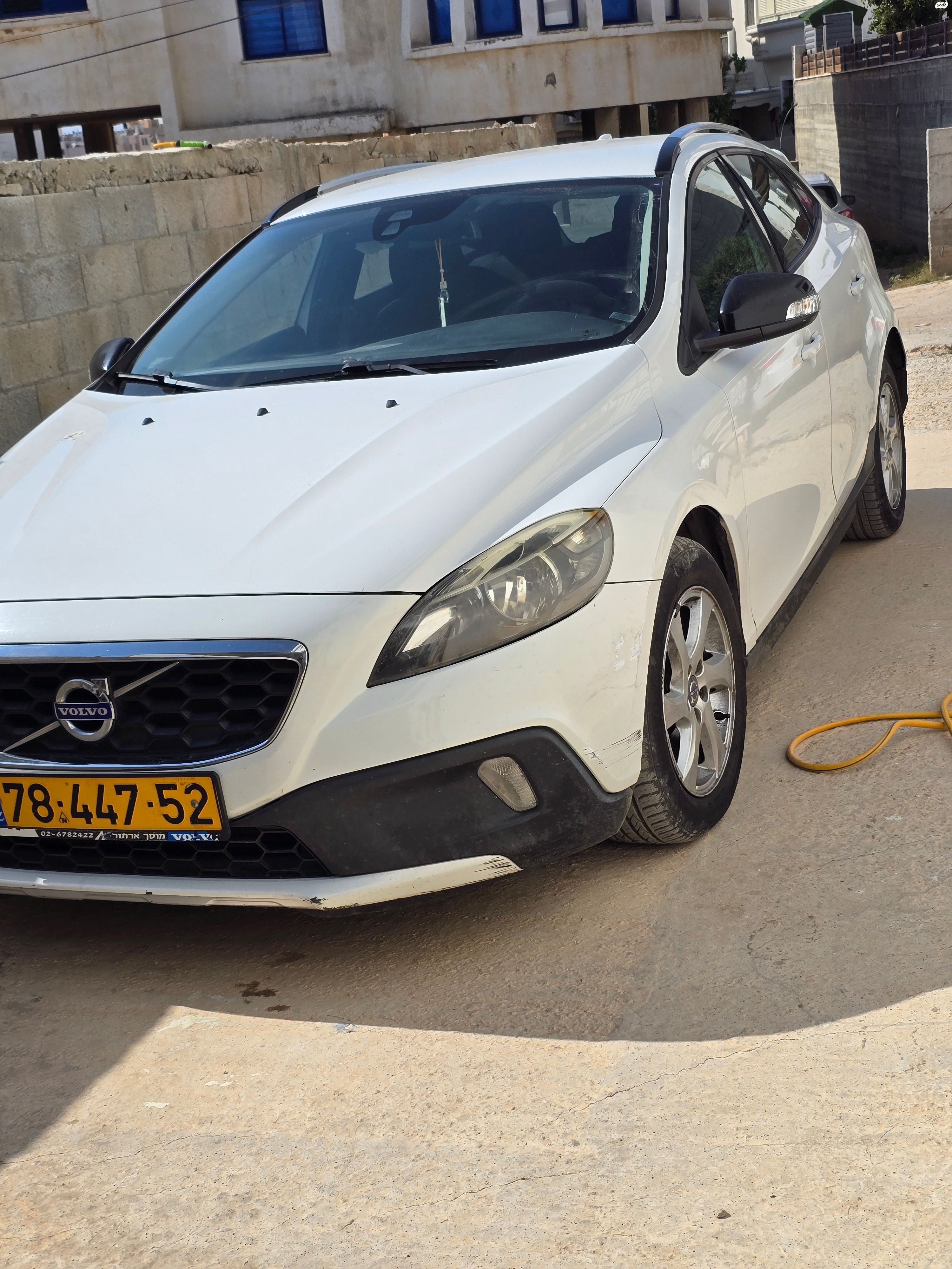 מודעת רכב וולוו V40