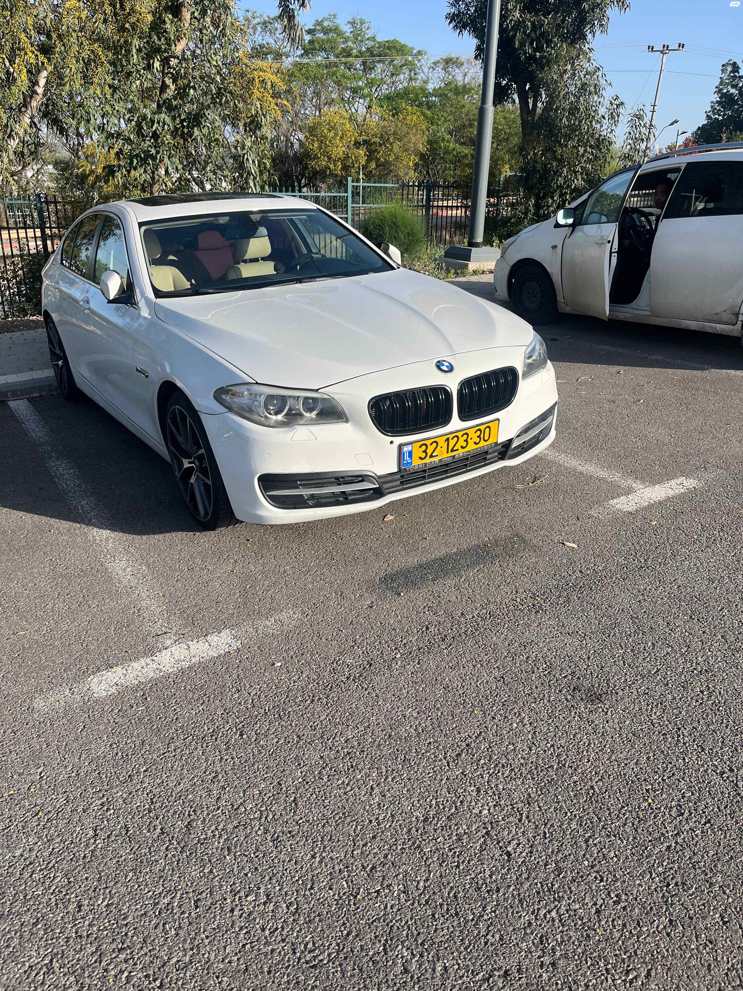 מודעת רכב ב מ וו סדרה 5