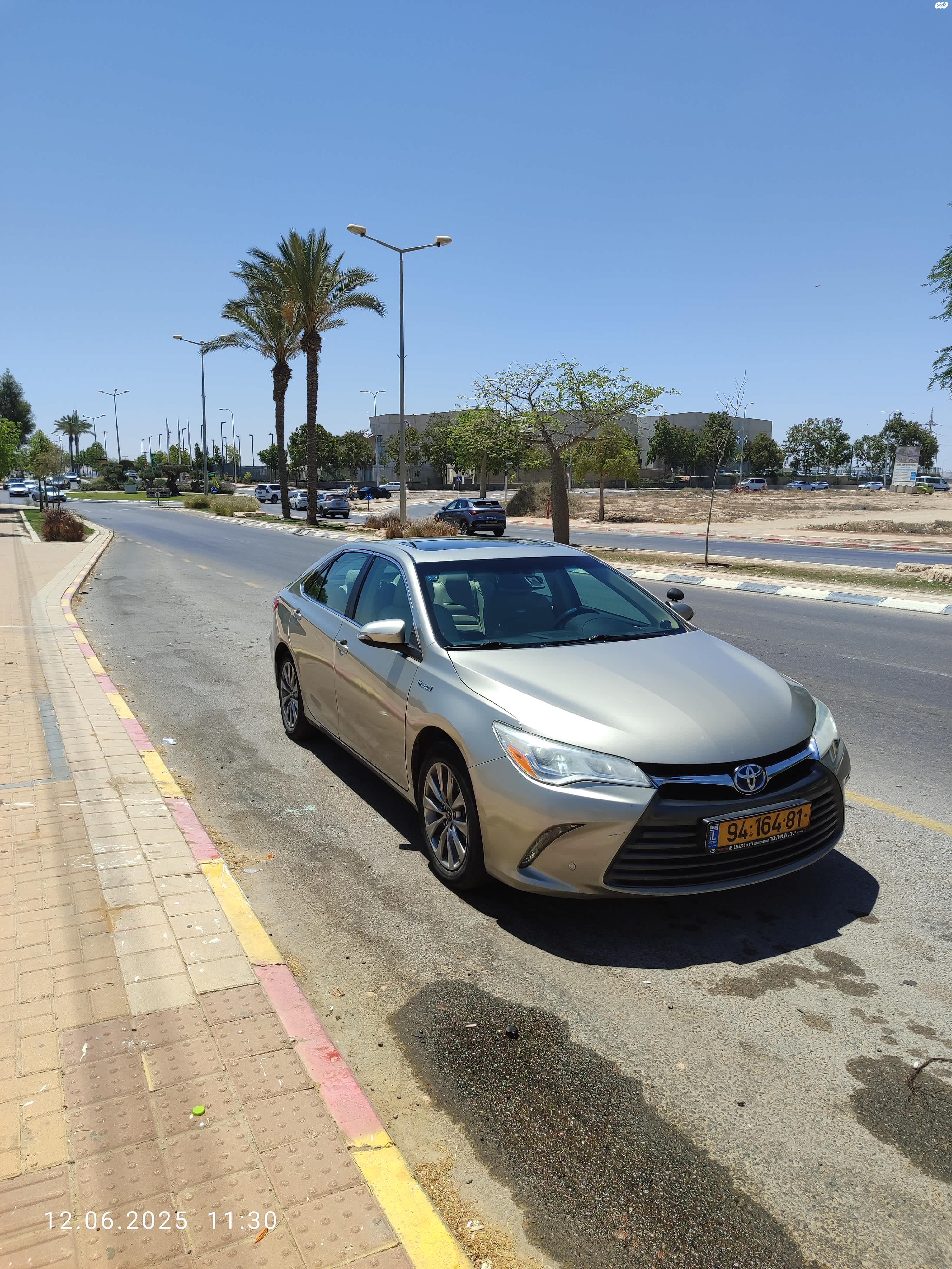 מודעת רכב טויוטה קאמרי