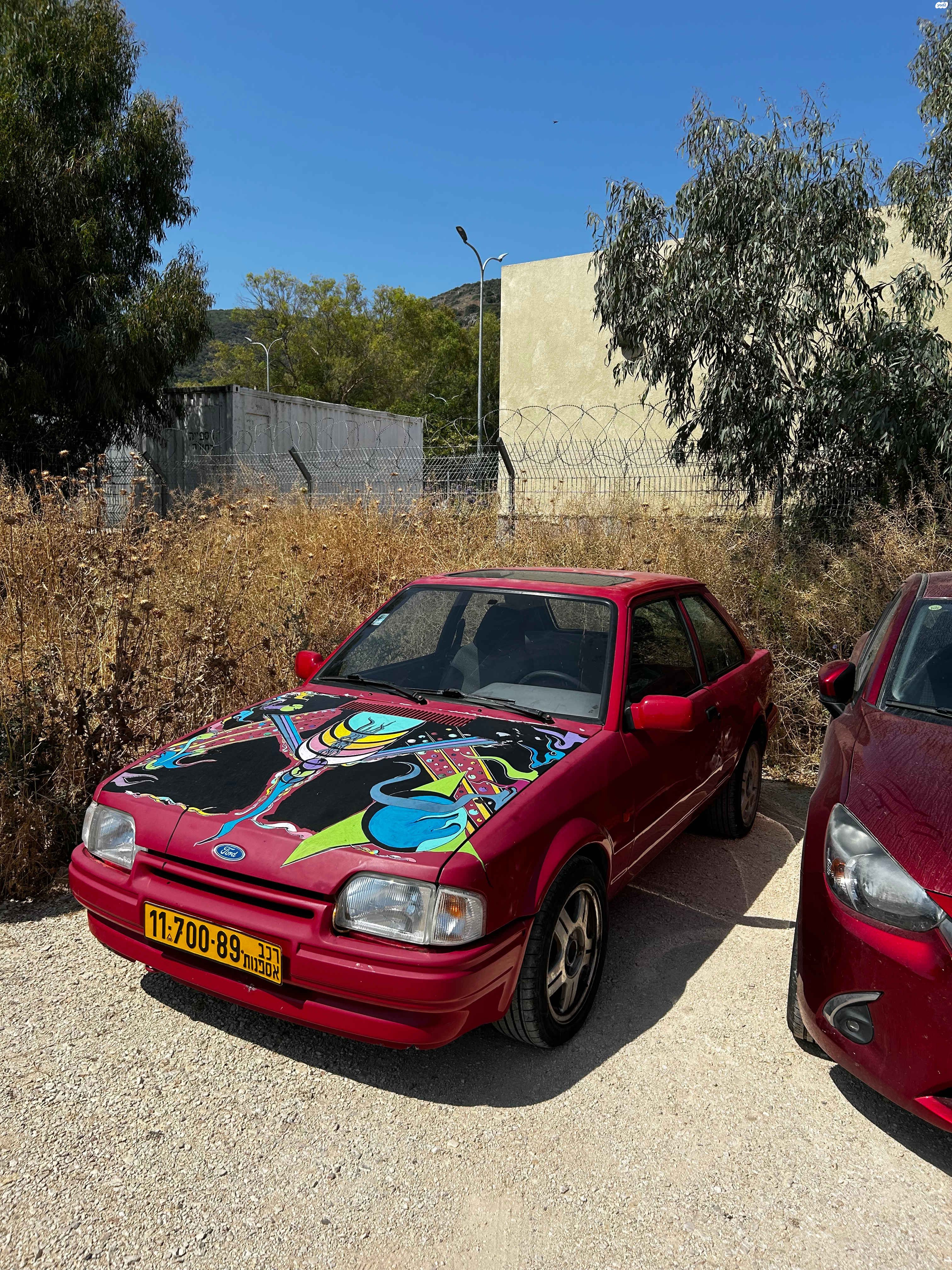 מודעת רכב פורד אסקורט
