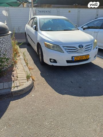 מודעת רכב טויוטה קאמרי