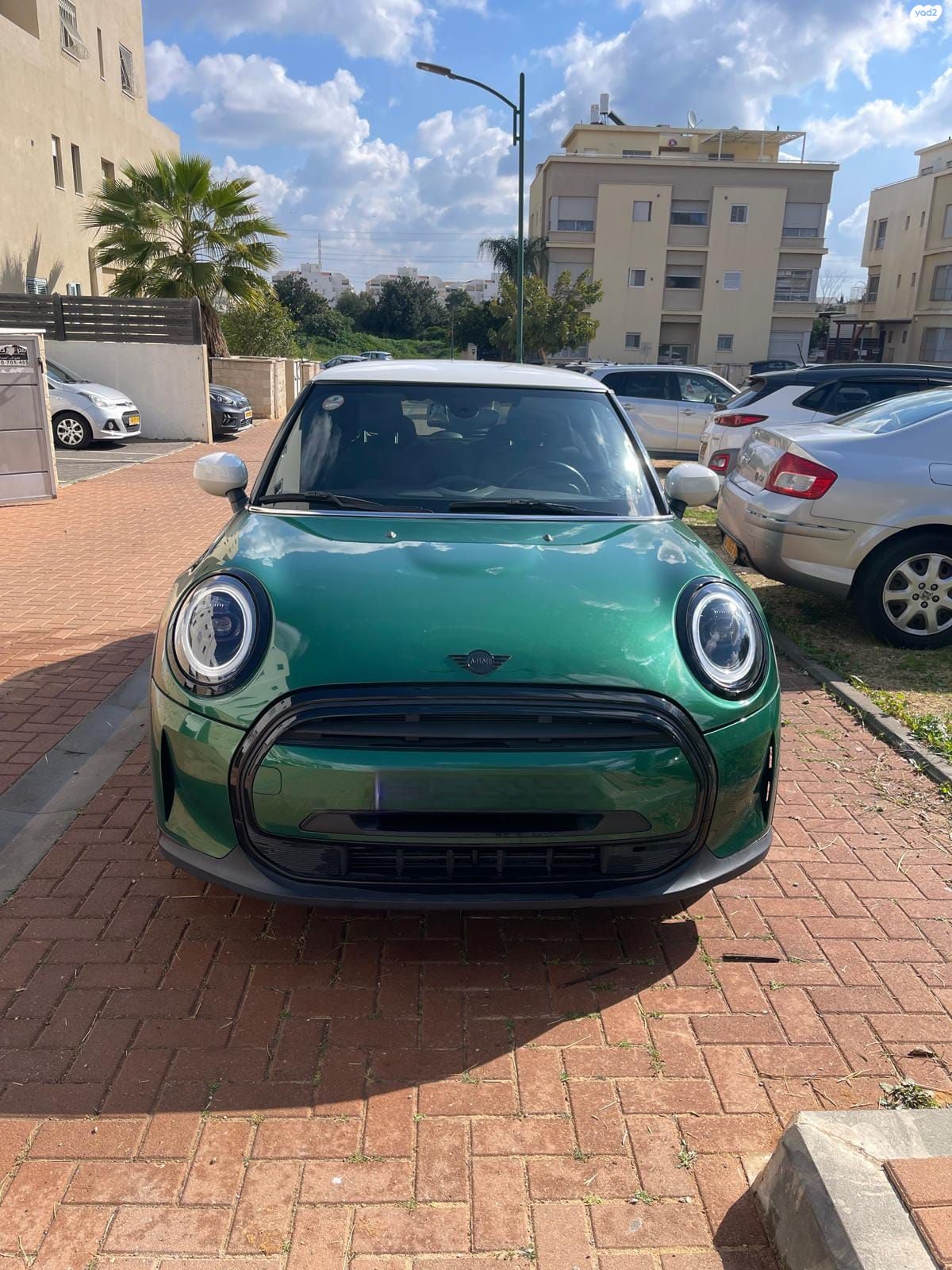 מודעת רכב מיני קופר