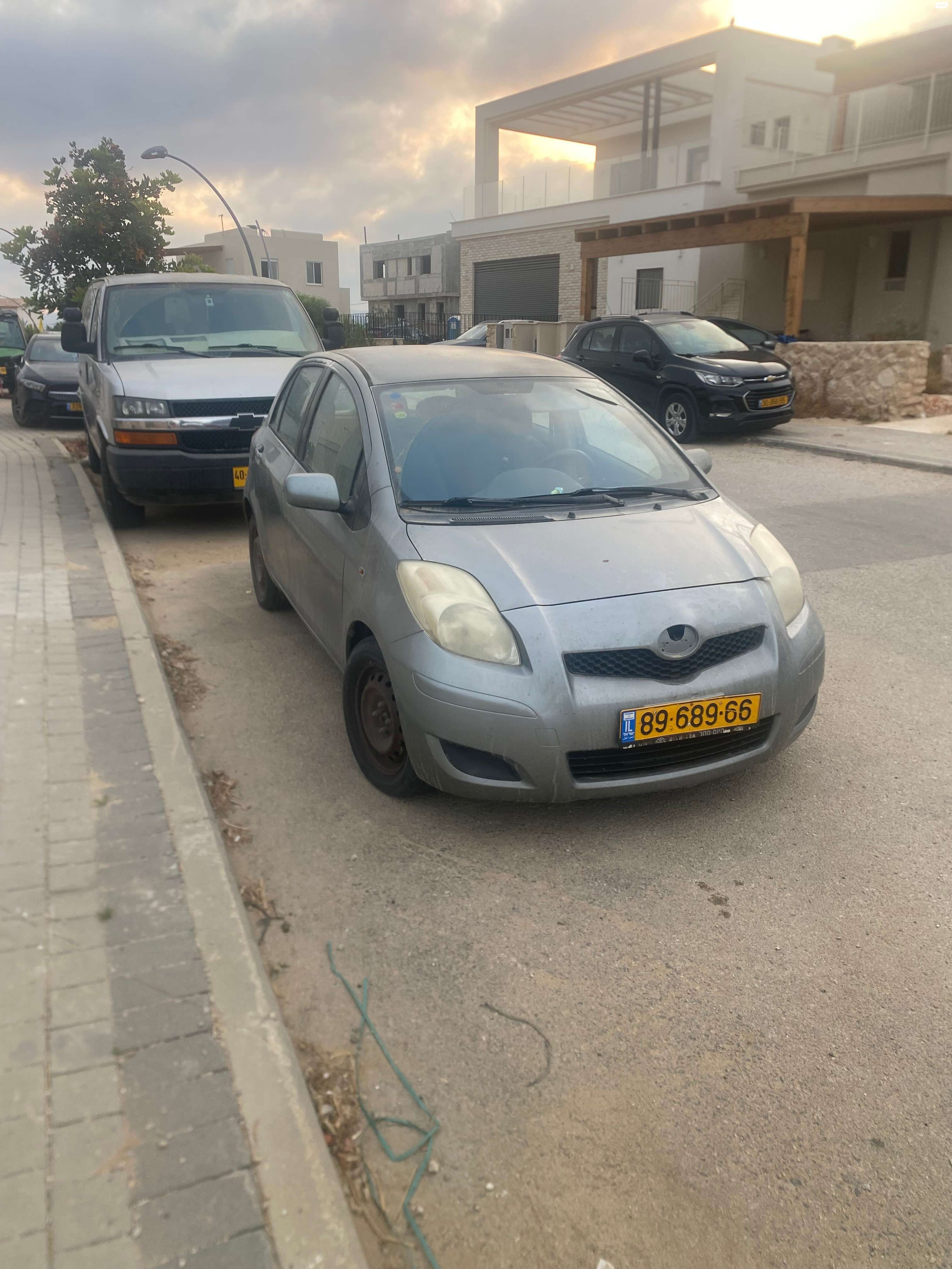 מודעת רכב טויוטה יאריס