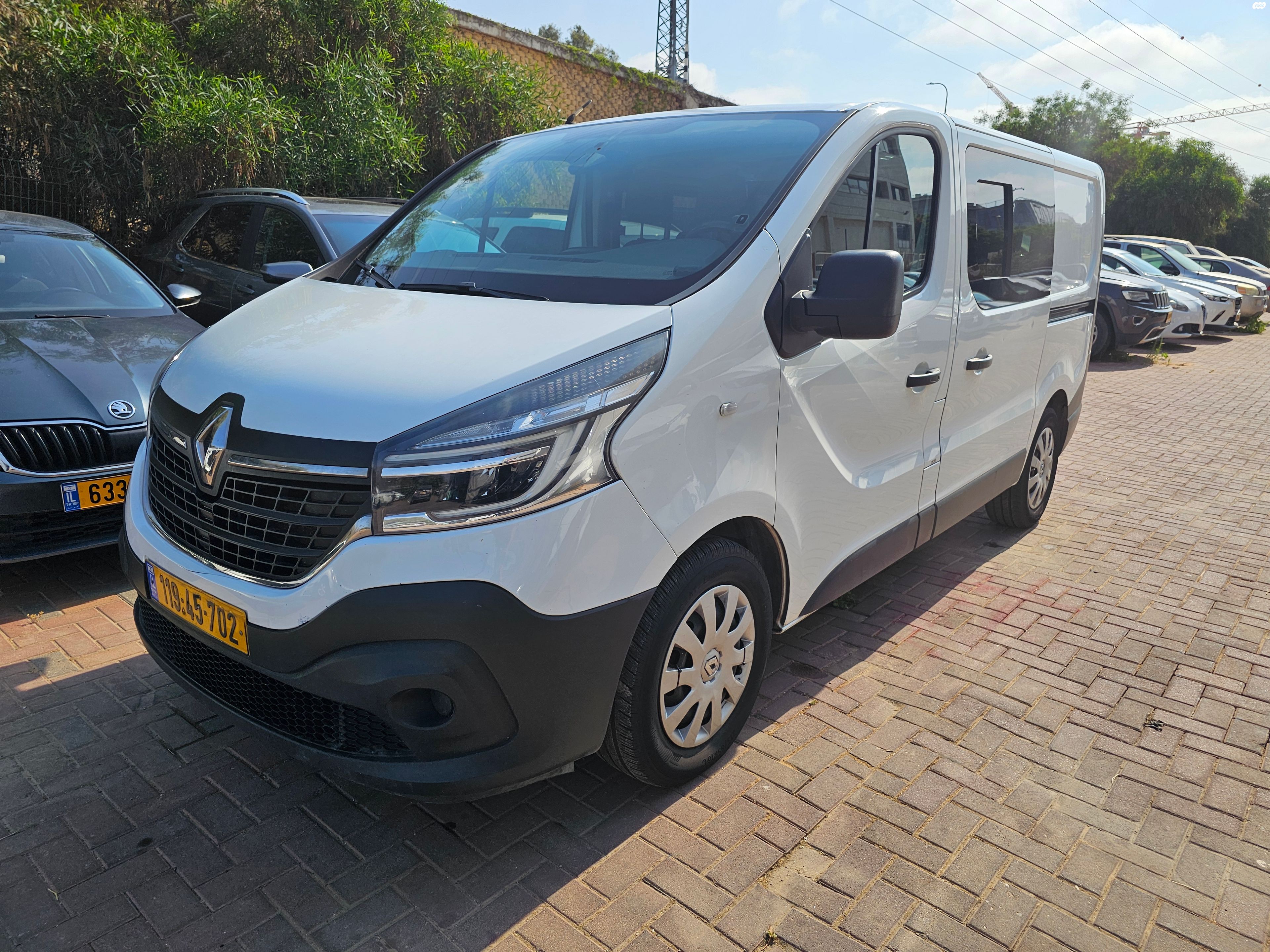 מודעת רכב יונדאי H-1 / i800