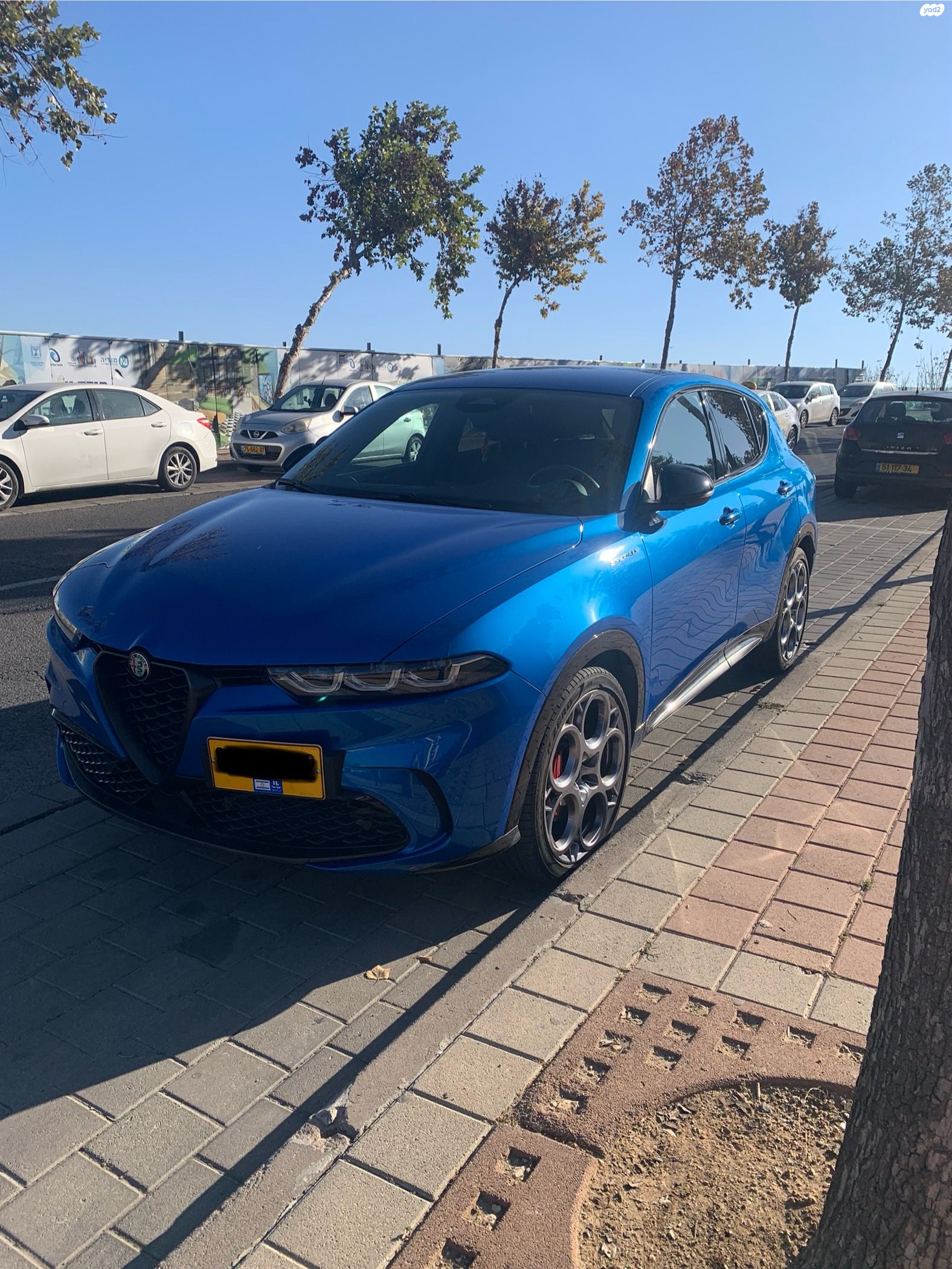 מודעת רכב אלפא רומיאו טונלה