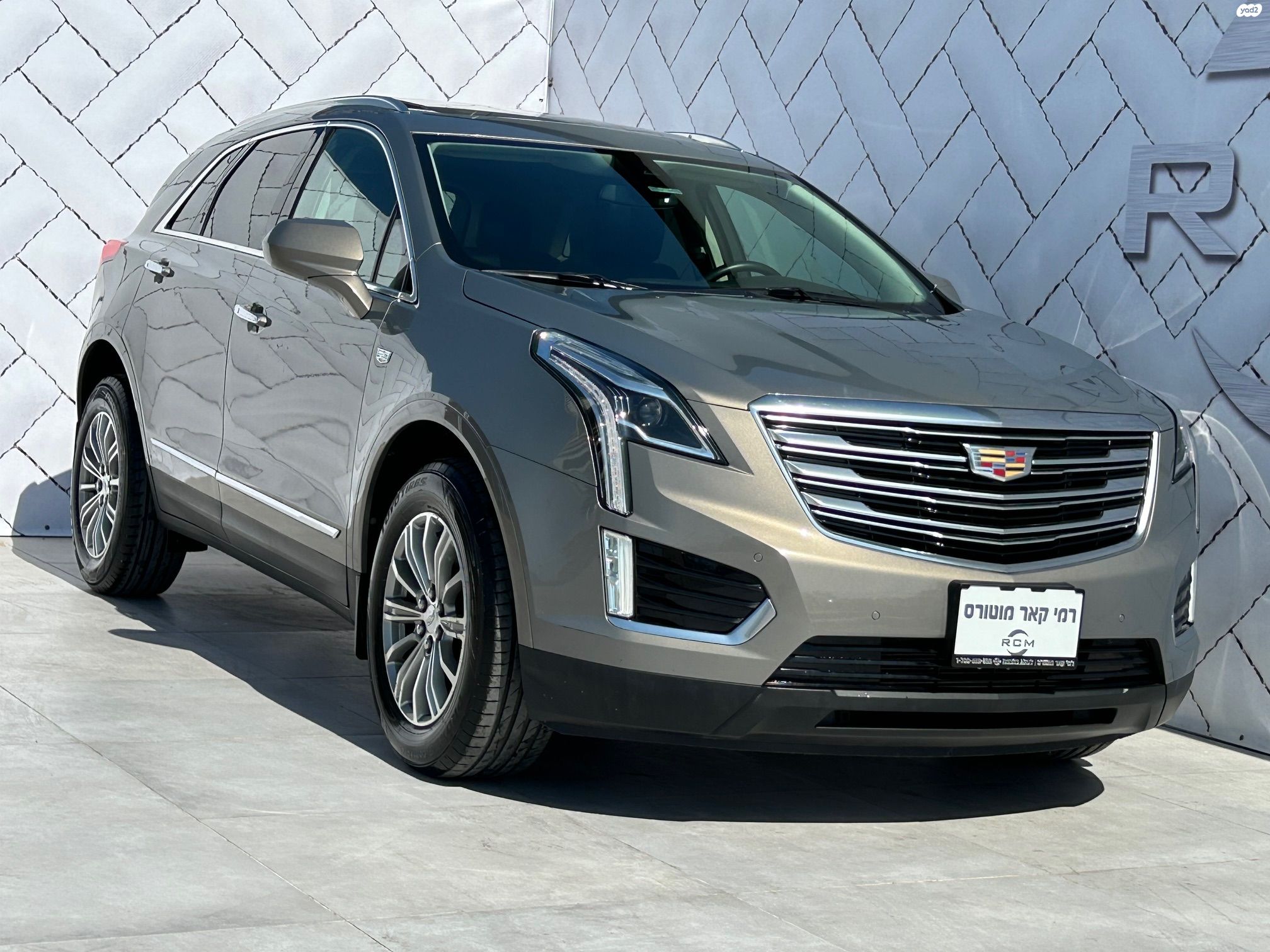 מודעת רכב קאדילק XT5