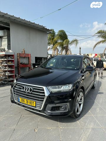 מודעת רכב אאודי Q7