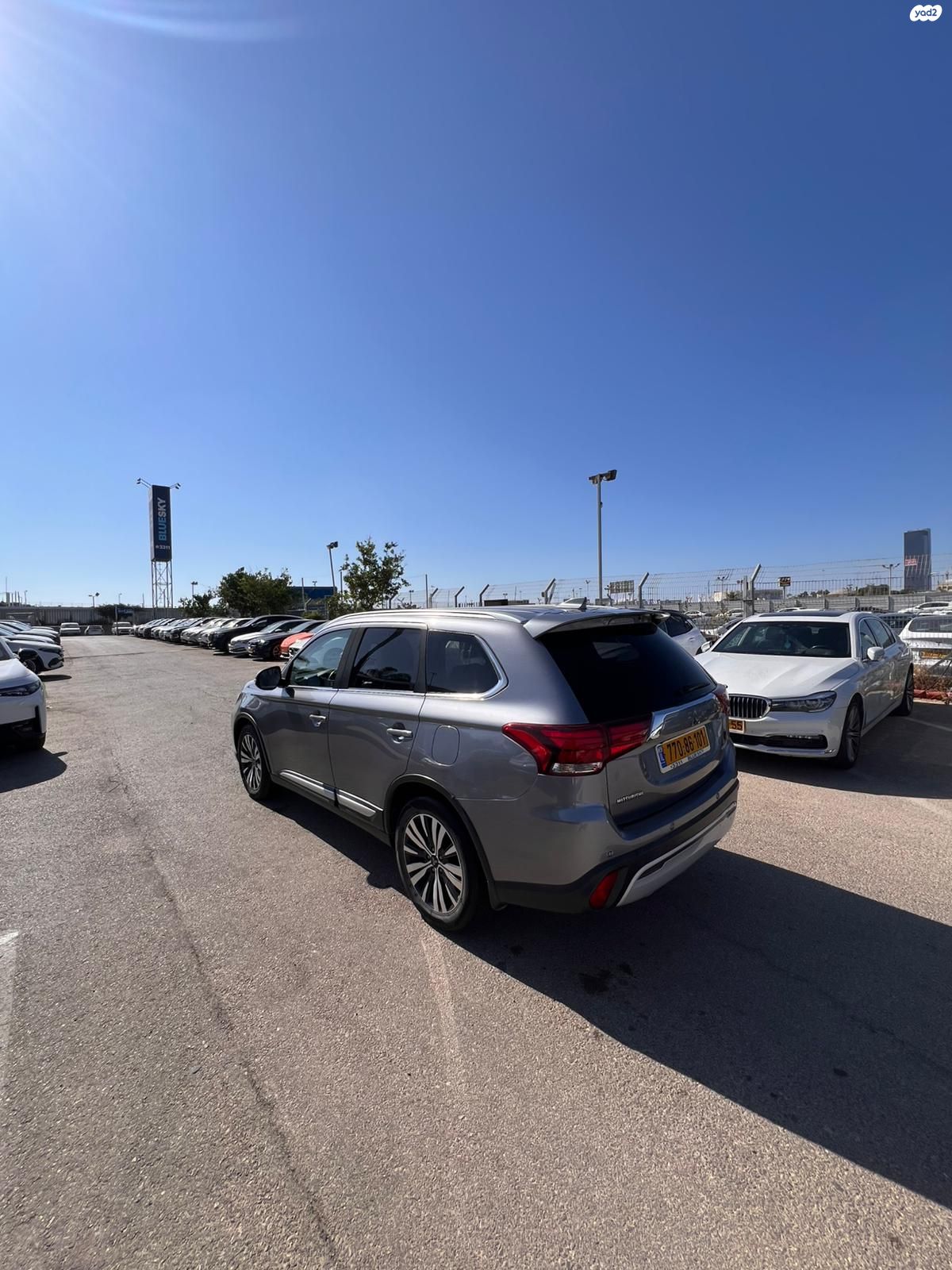 מודעת רכב מיצובישי אאוטלנדר
