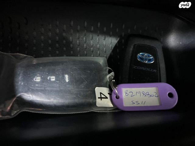 טויוטה קורולה