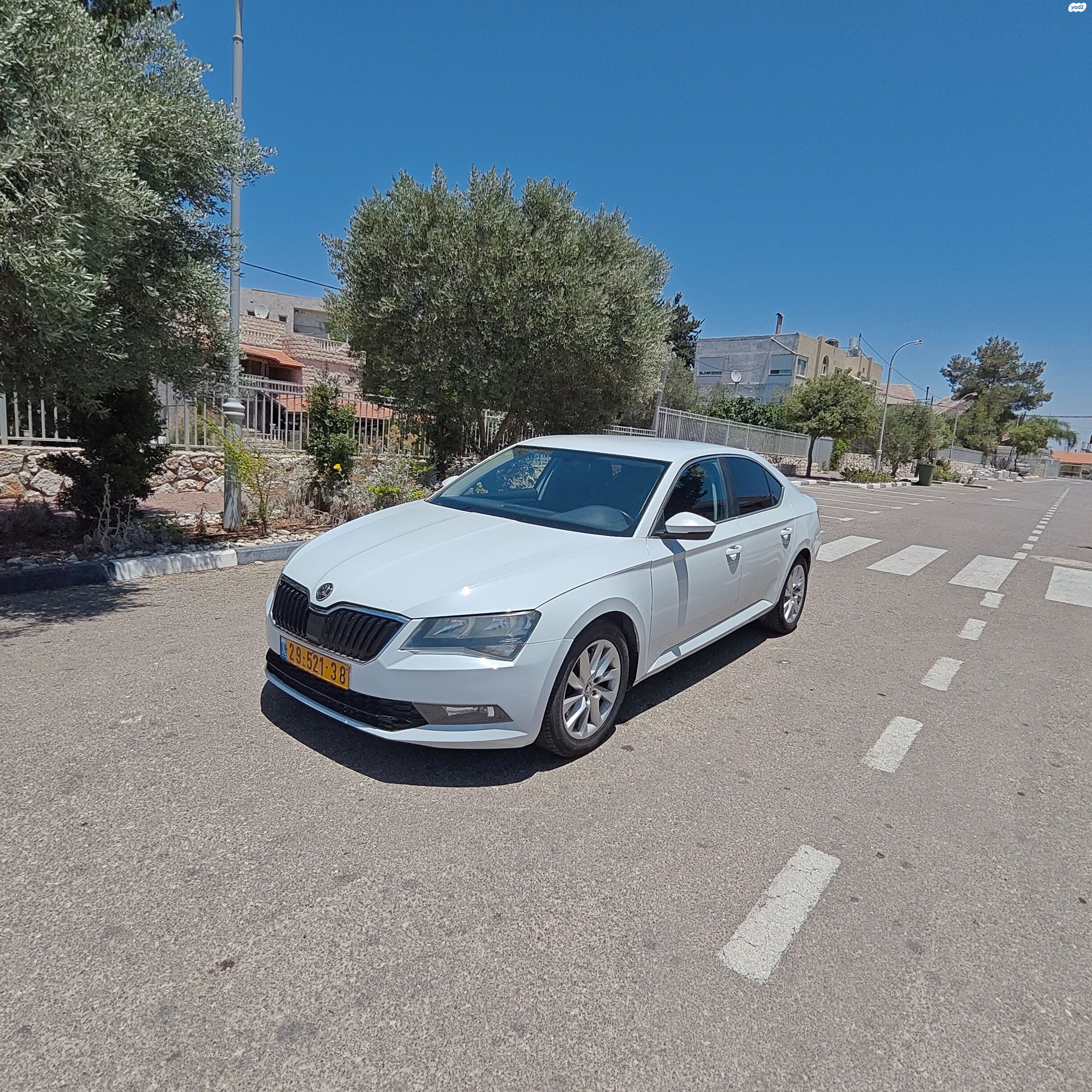 מודעת רכב סקודה סופרב