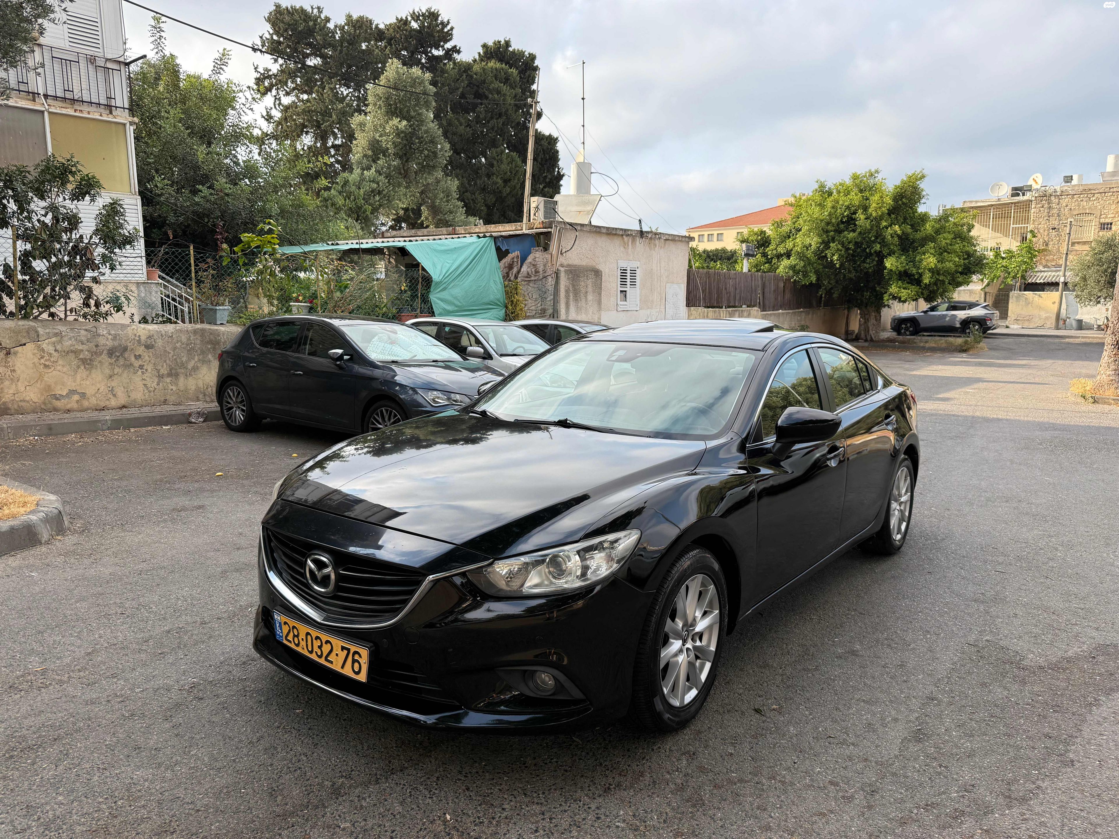 מודעת רכב מאזדה 6