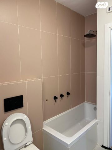 דו משפחתי, חבצלת 15, מתן, מתן