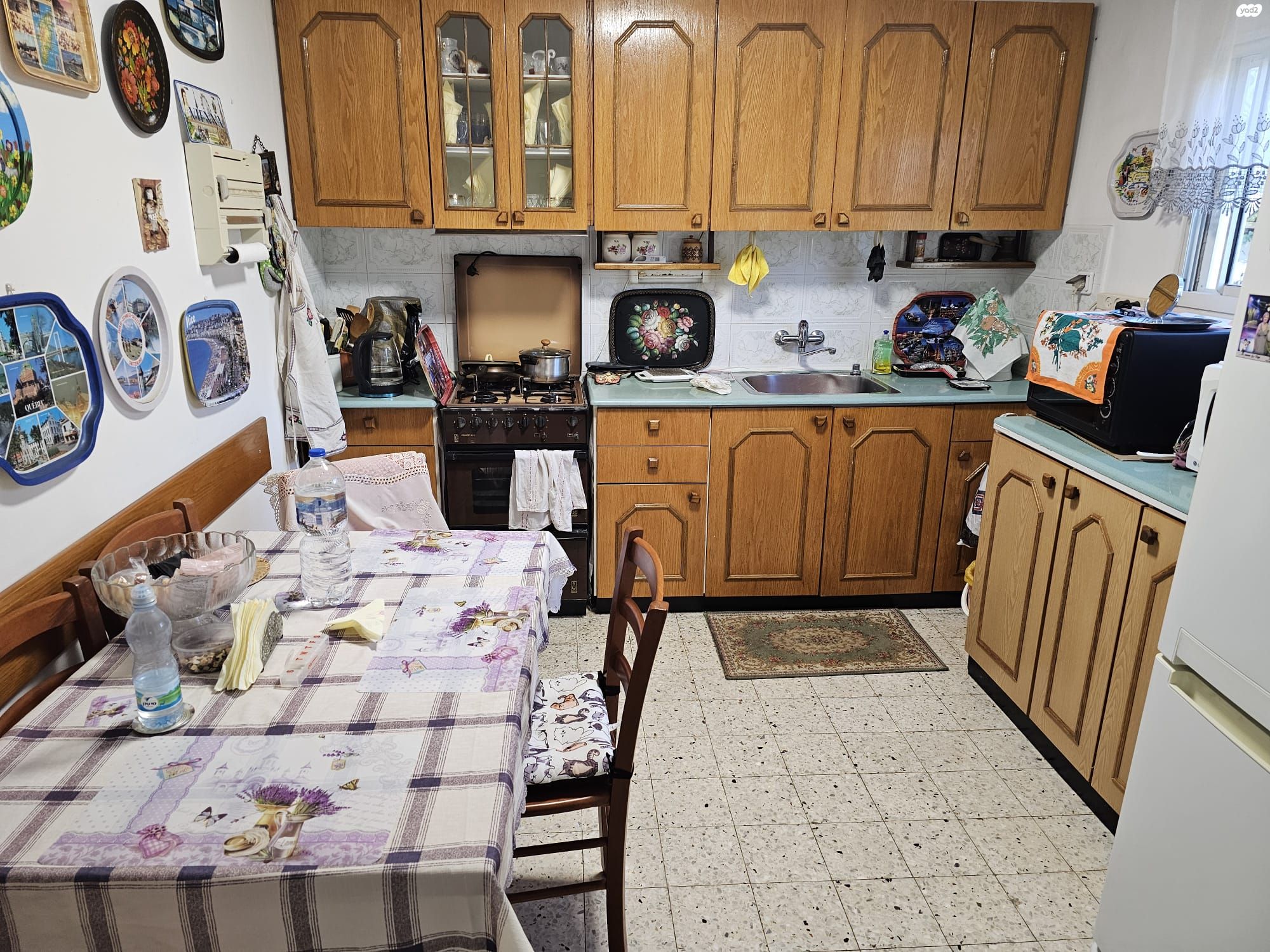 יראון 8