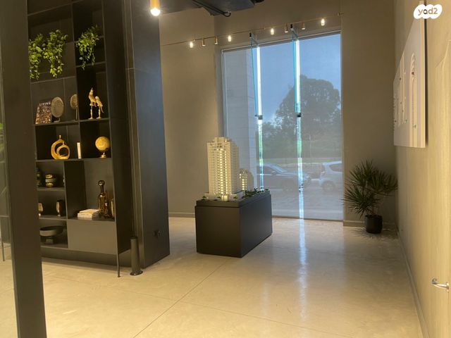 חנויות/ שטח מסחרי, הנשיא 73, שאר העיר, גבעת שמואל