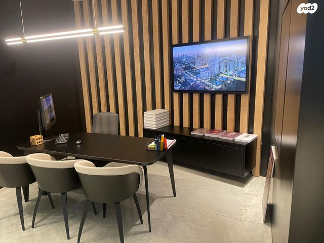 חנויות/ שטח מסחרי, הנשיא 73, שאר העיר, גבעת שמואל