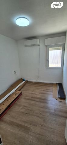 דירה, גיורא יוספטל, קרית ים ג', קרית ים