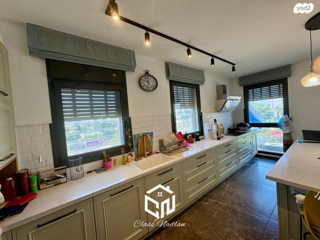 גג/ פנטהאוז, הביל"ויים, אזור הבילויים, רמת גן