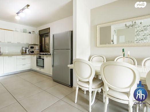 דירה, נווה גן, פתח תקווה