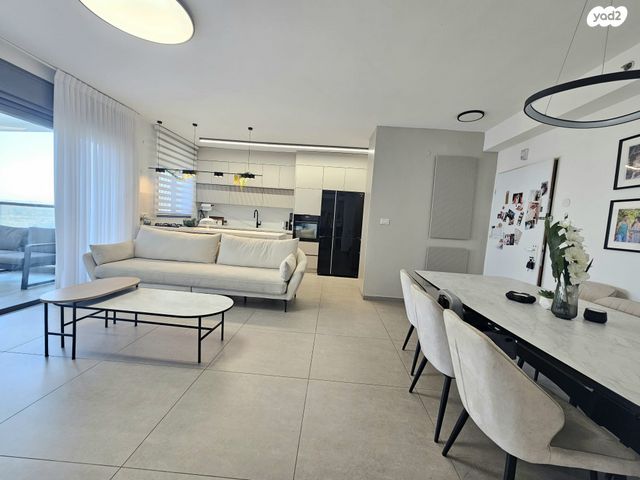 דירה, המגדל הלבן 2, שאר העיר, רמלה