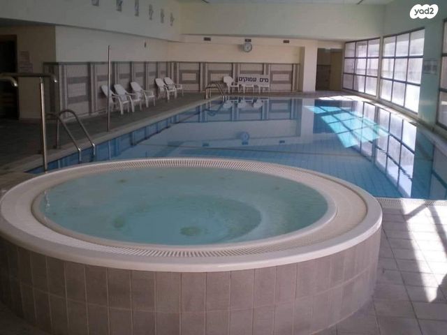 דירה, משה קול, המשתלה, תל אביב יפו