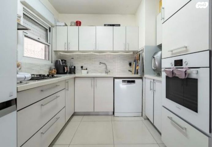 דירה, התזמורת, נאות אשלים, ראשון לציון