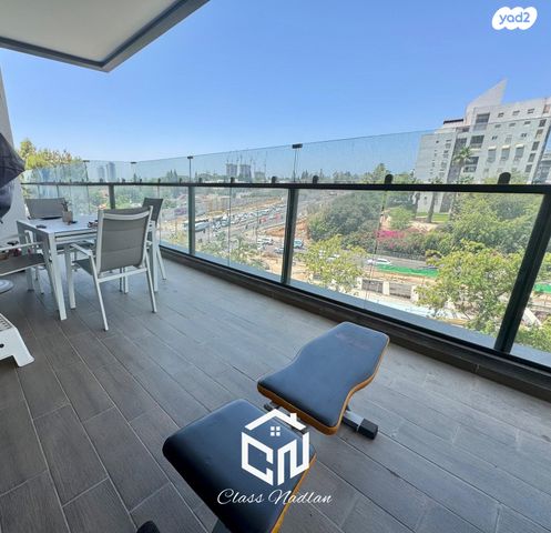 גג/ פנטהאוז, הביל"ויים, אזור הבילויים, רמת גן