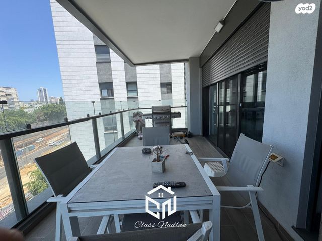 גג/ פנטהאוז, הביל"ויים, אזור הבילויים, רמת גן