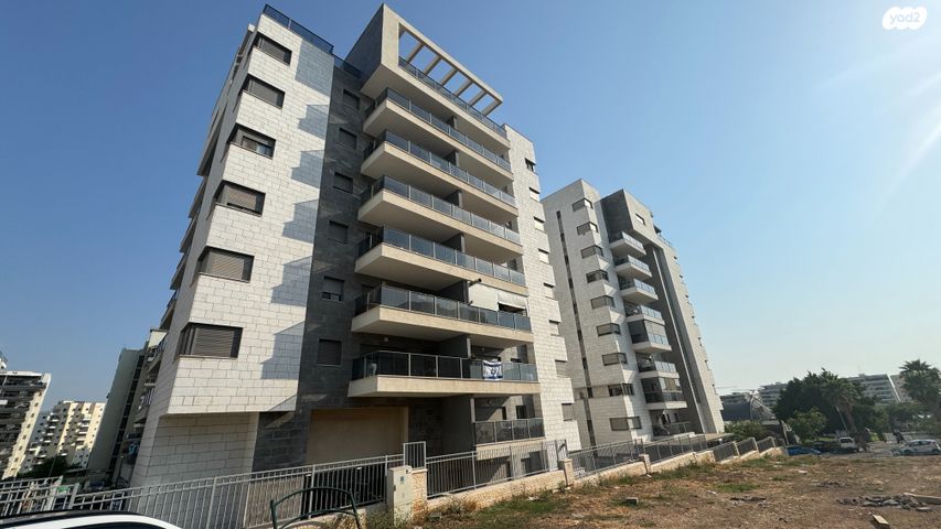 דירה, יפה ירקוני, עפולה