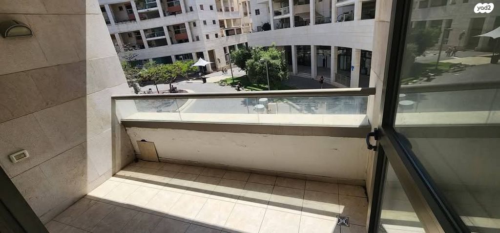 דירה, משה קול, המשתלה, תל אביב יפו