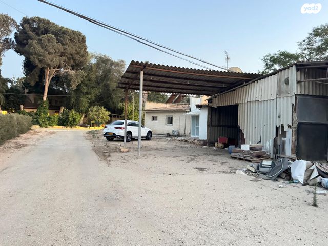 משק חקלאי/ נחלה, שדה ניצן