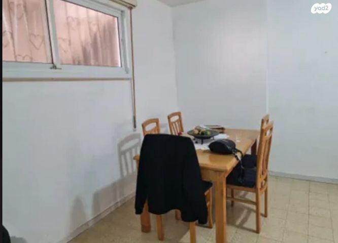 דירה, הגיבורים 63, מרכז העיר, חדרה