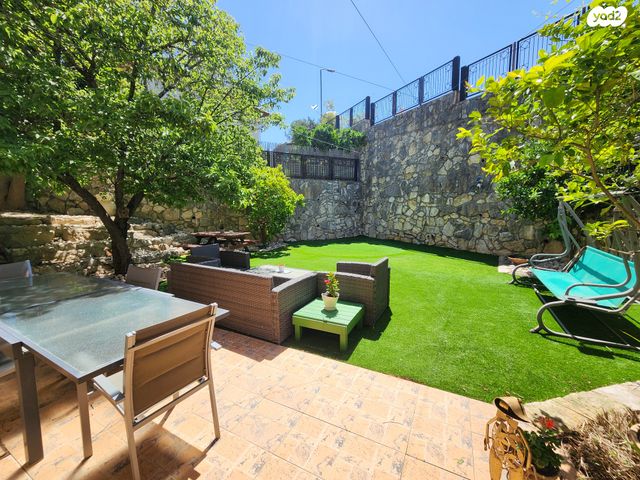 בית פרטי/ קוטג', צעירה, כפר ורדים