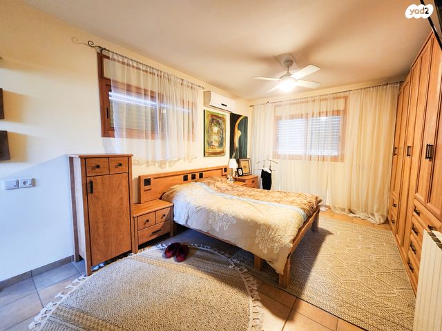 בית פרטי/ קוטג', צעירה, כפר ורדים