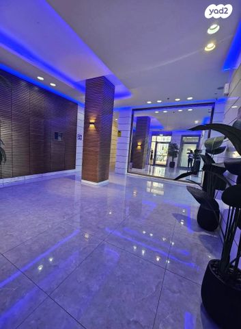 דירה, המגדל הלבן 2, שאר העיר, רמלה