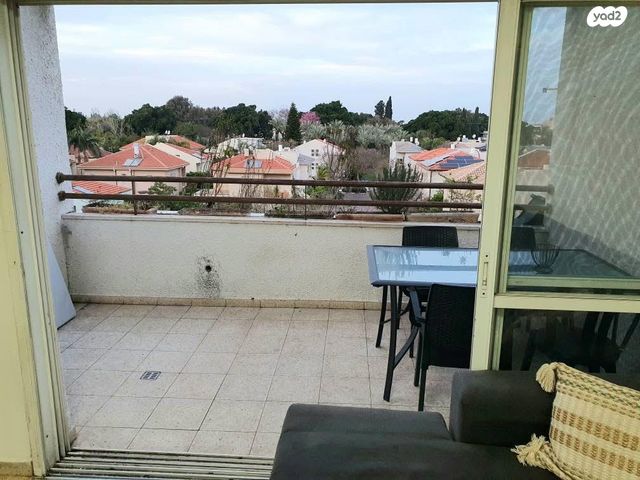 דופלקס, כפר סבא