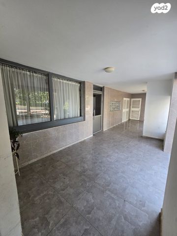 דירה, יעקב פיכמן, נווה זאב, נאות אילן, באר שבע