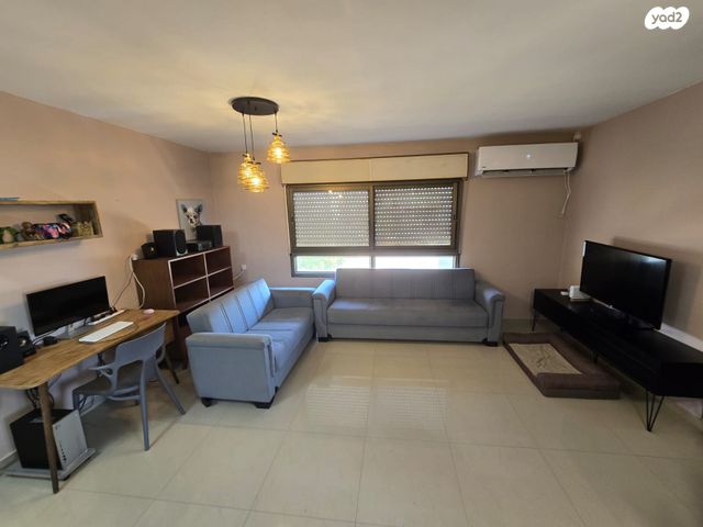 דירה, יעקב פיכמן, נווה זאב, נאות אילן, באר שבע