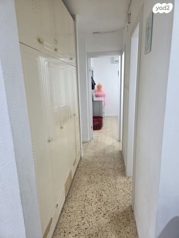 דירה, עתניאל בן קנז, השופטים, קרית גת