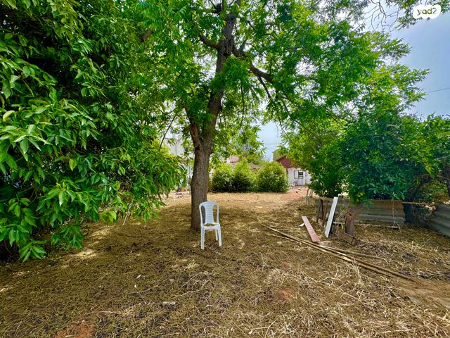 דו משפחתי, מורשה, רמת השרון