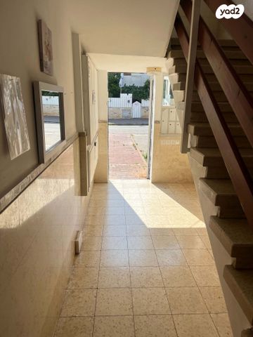 דירה, הנרייטה סולד, יוספטל, חדרה