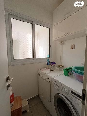 דירה, יהודה, נשר, ערד