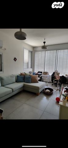 הרכסים 53