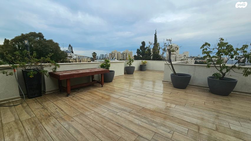 גג/ פנטהאוז, רמת השרון