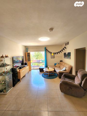 עמיאל רוז'נסקי 