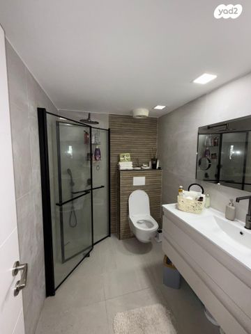 דירת גן, שדרות קיש, כרמל מרכזי - שד' קיש, חיפה