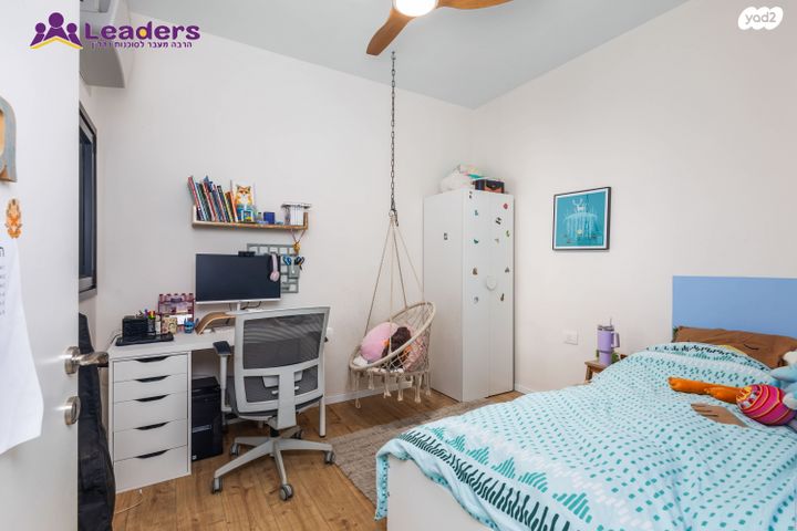 דירת גן, שלום רוזנפלד, גליל ים (מתחם הכוכבים), הרצליה